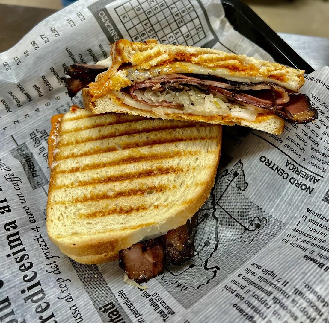Aquino's Deli